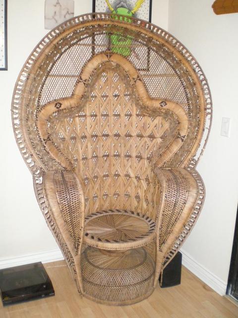 Whaddaya call those Big Round Wicker Chairs? -- Tiki Central